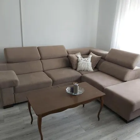 Sadrvan Apartamento Bihać